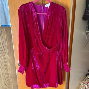 MELLODAY Velvet Drape dress in Vibrant Magenta
